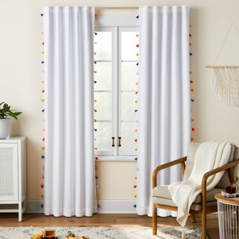 Decorative curtain